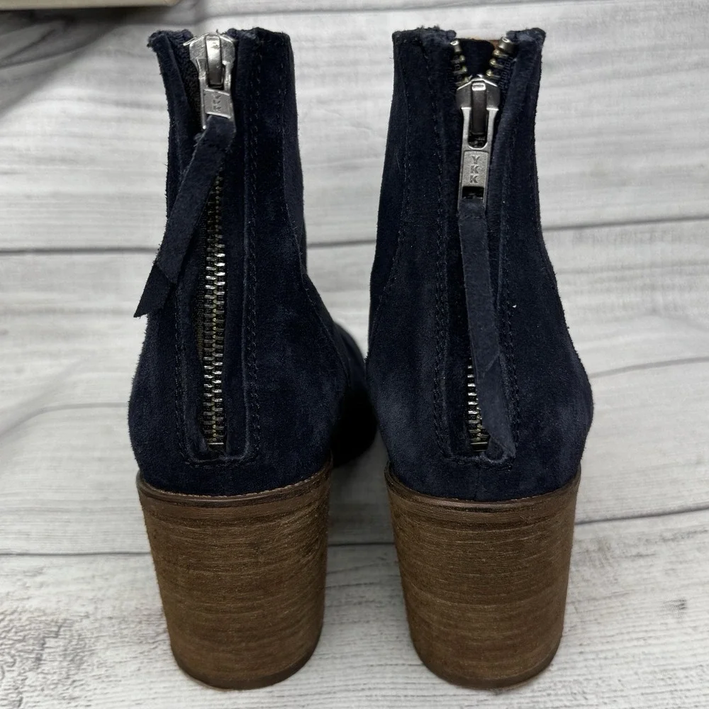 Madewell B5422 Navy Blue Suede Zip Back Heeled Ankle Boots Size 8‎